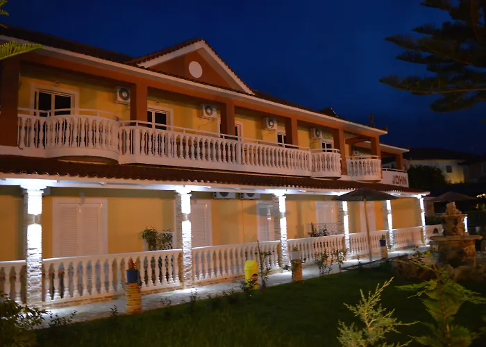 Tom & John Center Aparthotel Tsilivi 